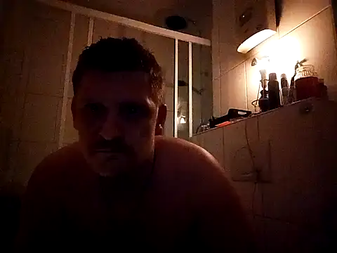 Snapshot of Mranaloque chatting on July 11, 11:50 pm Mranaloque online show from July 11, 11:50 pm