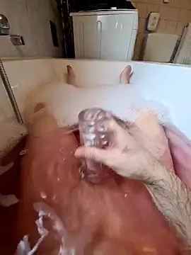 toeloverlive online show from December 1, 9:58 am