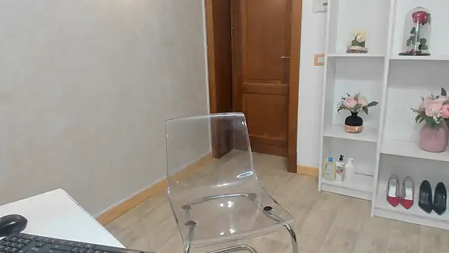 ElisaBaxter online show from March 21, 3:55 am