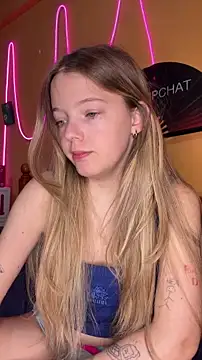 Snapshot of -veranito- chatting on March 12, 3:01 am -veranito- online show from March 12, 3:01 am