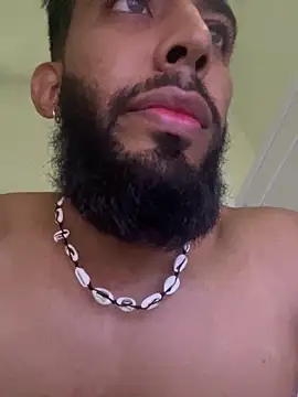 Snapshot of Alessandro__Rossi chatting on February 5, 5:06 pm Alessandro Rossi online show from February 5, 5:06 pm