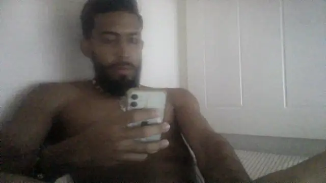 Snapshot of Alessandro__Rossi chatting on March 3, 4:24 pm Alessandro Rossi online show from March 3, 4:24 pm