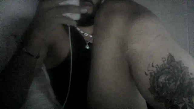 Snapshot of Alessandro__Rossi chatting on March 6, 10:01 am Alessandro Rossi online show from March 6, 10:01 am