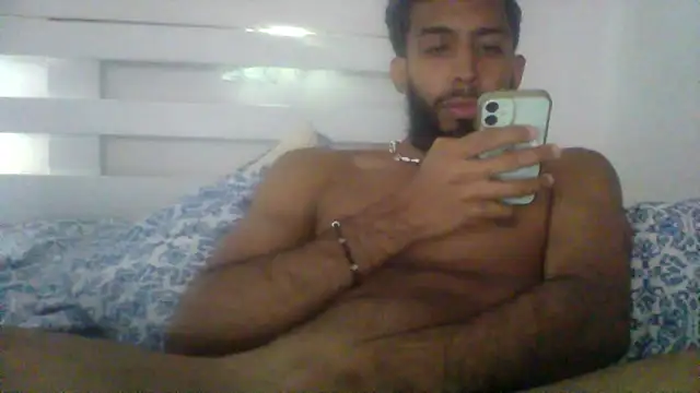 Snapshot of Alessandro__Rossi chatting on March 26, 2:17 am Alessandro Rossi online show from March 26, 2:17 am