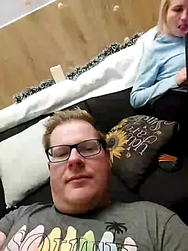 AnnualSunrise online show from December 23, 6:05 pm