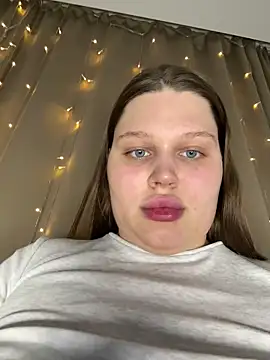 perfect sweety girl online show from February 2, 8:40 pm