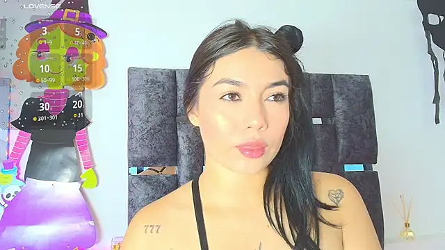 Natasharuso online show from October 27, 12:42 pm