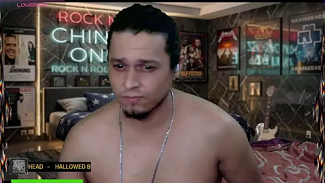 Snapshot of chino_roz chatting on June 11, 12:32 am chino roz online show from June 11, 12:32 am