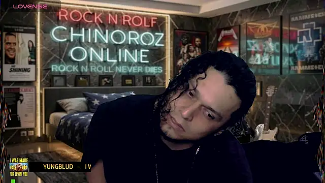 Snapshot of chino_roz chatting on June 27, 8:08 am chino roz online show from June 27, 8:08 am