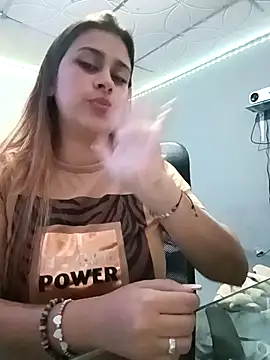 Snapshot of Latina_sexy1 chatting on March 17, 3:40 pm Latina sexy1 online show from March 17, 3:40 pm