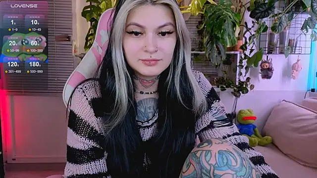 jelya sg online show from December 17, 12:44 pm