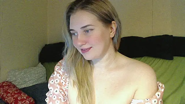 mmmPinUpGirl online show from February 4, 3:01 am