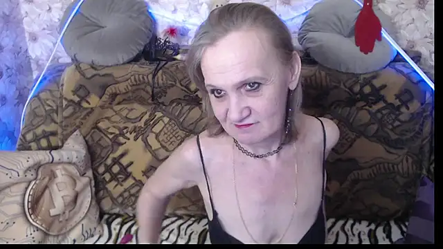 Snapshot of MissBekker chatting on December 9, 7:18 pm MissBekker online show from December 9, 7:18 pm