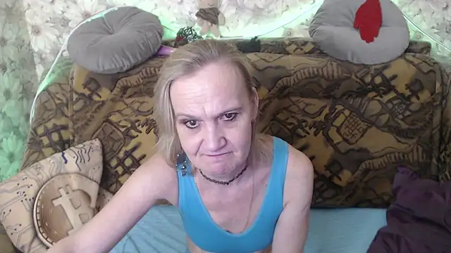 Snapshot of MissBekker chatting on February 25, 11:55 pm MissBekker online show from February 25, 11:55 pm