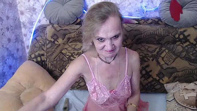 Snapshot of MissBekker chatting on September 9, 6:51 pm MissBekker online show from September 9, 6:51 pm