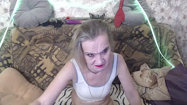 MissBekker online show from November 5, 1:49 am