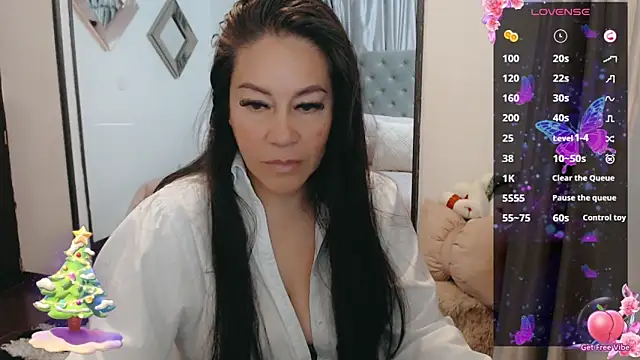 Snapshot of jlove_bss chatting on December 2, 11:18 pm jlove bss online show from December 2, 11:18 pm