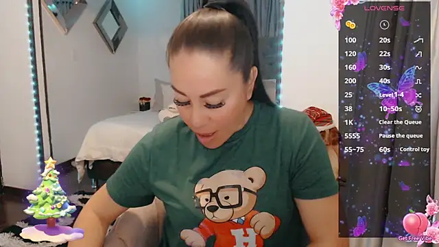 Snapshot of jlove_bss chatting on December 15, 10:58 pm jlove bss online show from December 15, 10:58 pm