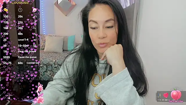 Snapshot of jlove_bss chatting on February 26, 12:58 pm jlove bss online show from February 26, 12:58 pm