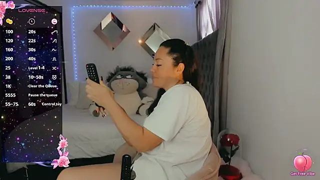 Snapshot of jlove_bss chatting on March 9, 5:49 pm jlove bss online show from March 9, 5:49 pm