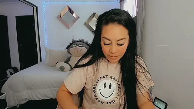 Snapshot of jlove_bss chatting on March 16, 1:38 pm jlove bss online show from March 16, 1:38 pm