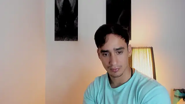 Snapshot of AlexRivera6 chatting on October 13, 1:44 pm AlexRivera6 online show from October 13, 1:44 pm