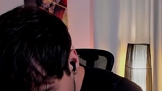 AlexRivera6 online show from April 11, 6:23 pm