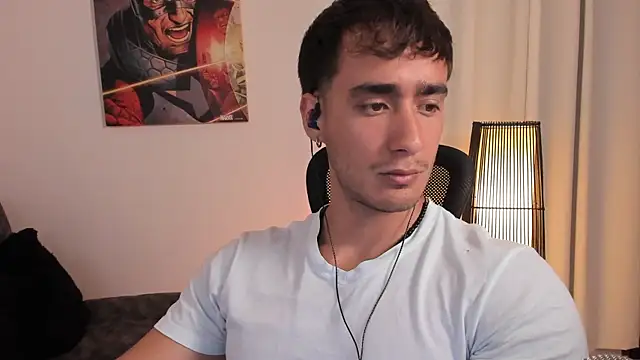 Snapshot of AlexRivera6 chatting on July 21, 3:25 pm AlexRivera6 online show from July 21, 3:25 pm