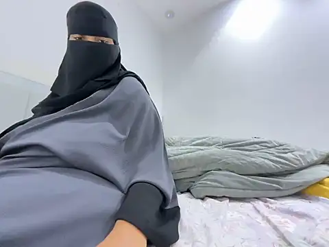 Snapshot of Submissive_Arab chatting on December 30, 6:38 pm Submissive Arab online show from December 30, 6:38 pm