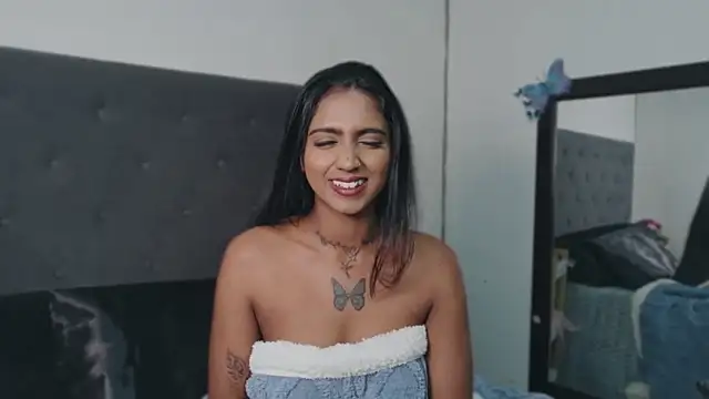 Snapshot of Delilah_Blazee chatting on June 2, 6:37 am Delilah Blazee online show from June 2, 6:37 am