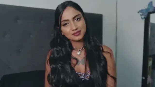 Snapshot of Delilah_Blazee chatting on June 2, 6:43 pm Delilah Blazee online show from June 2, 6:43 pm