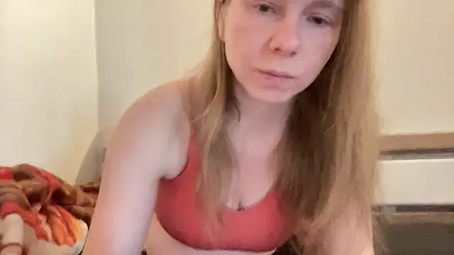 SweetLucy96 online show from March 19, 10:00 am