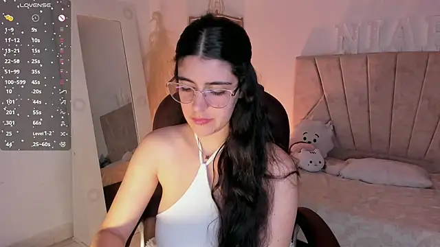  Niah  online show from January 16, 11:48 pm
