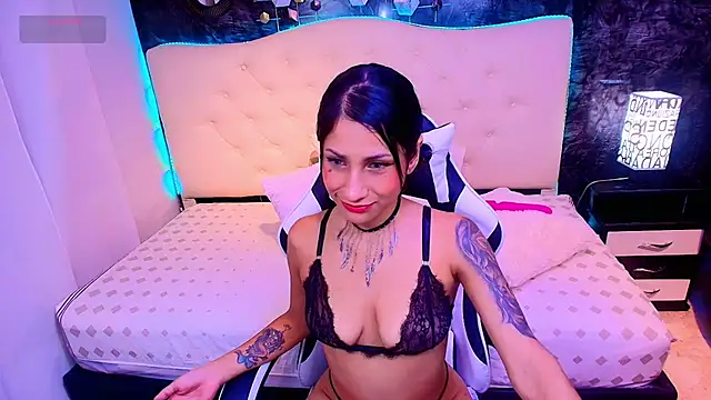 tamara colliins  online show from October 13, 4:12 am