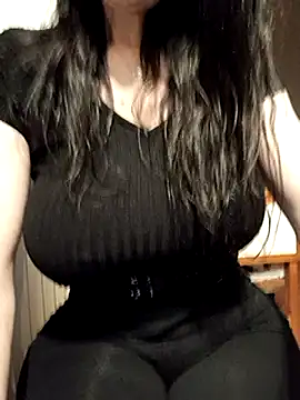 eva750 online show from March 18, 6:26 pm