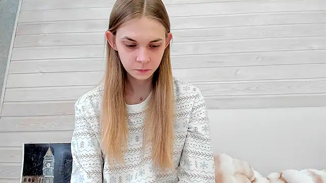 molly hunt  online show from February 27, 2:53 am