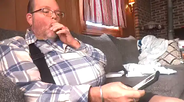 mrwizard4570 online show from December 23, 7:41 pm