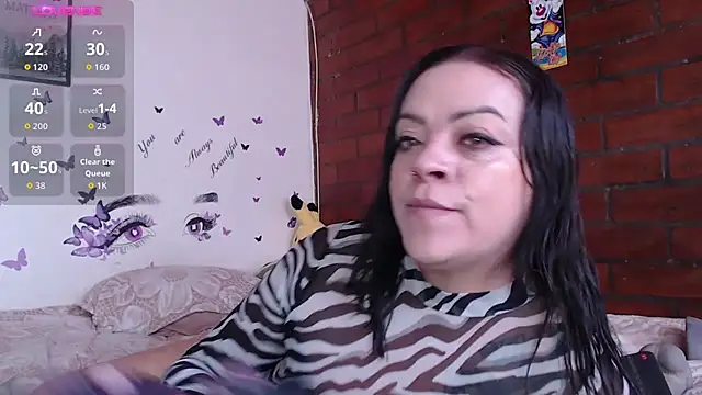 Snapshot of LIila28six chatting on February 9, 2:54 pm LIila28six online show from February 9, 2:54 pm