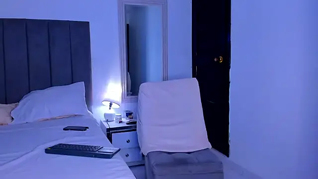 ethan brown  online show from October 31, 3:46 pm