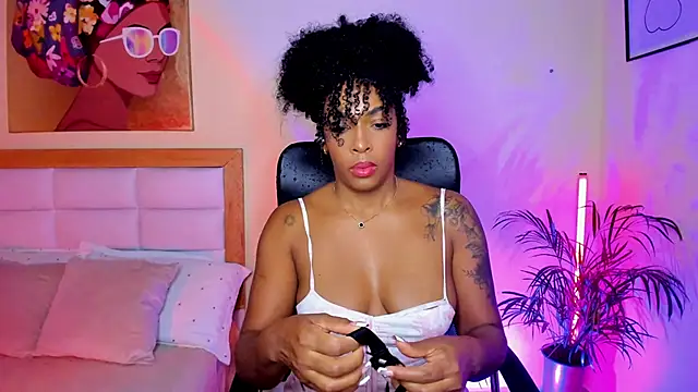 AitanaBrown  online show from February 27, 9:26 pm