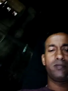 Snapshot of sanjib-1234 chatting on November 8, 1:44 pm sanjib-1234 online show from November 8, 1:44 pm
