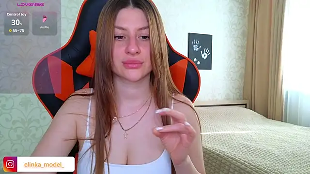 Snapshot of Elishka_ chatting on June 20, 4:37 am Elishka online show from June 20, 4:37 am