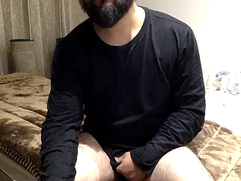 Snapshot of huny0019 chatting on February 1, 6:50 pm huny0019 online show from February 1, 6:50 pm