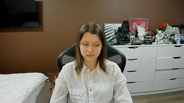 Snapshot of SoniNesti chatting on May 14, 3:19 pm SoniNesti online show from May 14, 3:19 pm