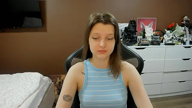 Snapshot of SoniNesti chatting on June 25, 4:11 pm SoniNesti online show from June 25, 4:11 pm