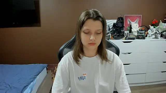 Snapshot of SoniNesti chatting on July 4, 4:02 pm SoniNesti online show from July 4, 4:02 pm