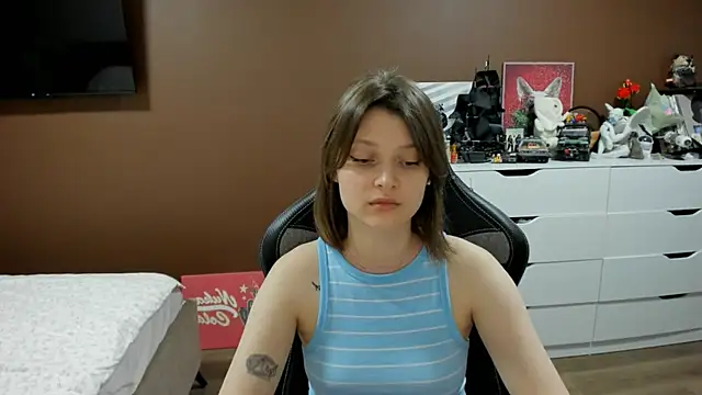 Snapshot of SoniNesti chatting on July 30, 3:11 pm SoniNesti online show from July 30, 3:11 pm