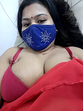 Snapshot of cutee__crazy chatting on February 23, 4:35 pm cutee  crazy online show from February 23, 4:35 pm