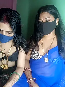 Snapshot of cutee__crazy chatting on October 11, 5:44 pm cutee  crazy online show from October 11, 5:44 pm