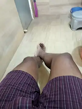 Snapshot of mkmony chatting on October 29, 10:28 am mkmony online show from October 29, 10:28 am